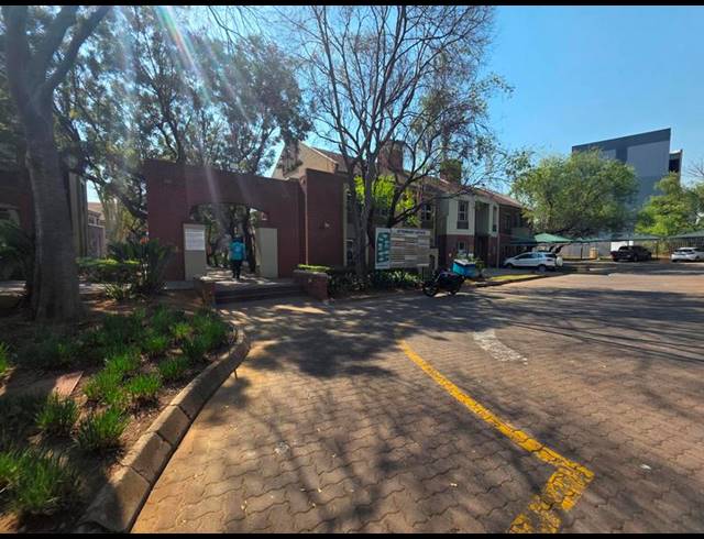 BUSINESS PROPERTY TO RENT IN MENLYN